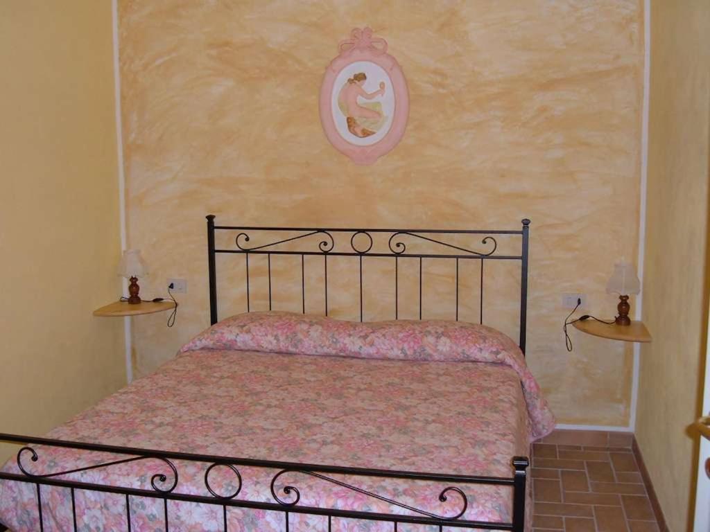 Podere Tre Cipressi Lejlighedshotel Campiglia Marittima Værelse billede