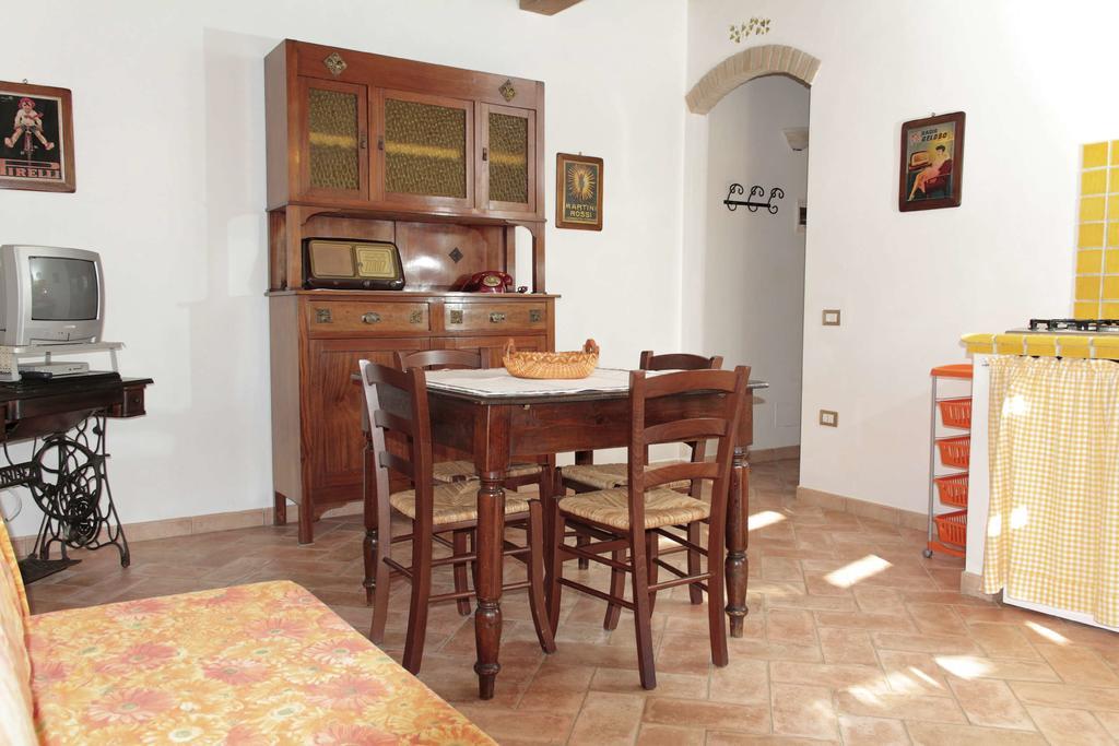 Podere Tre Cipressi Lejlighedshotel Campiglia Marittima Eksteriør billede