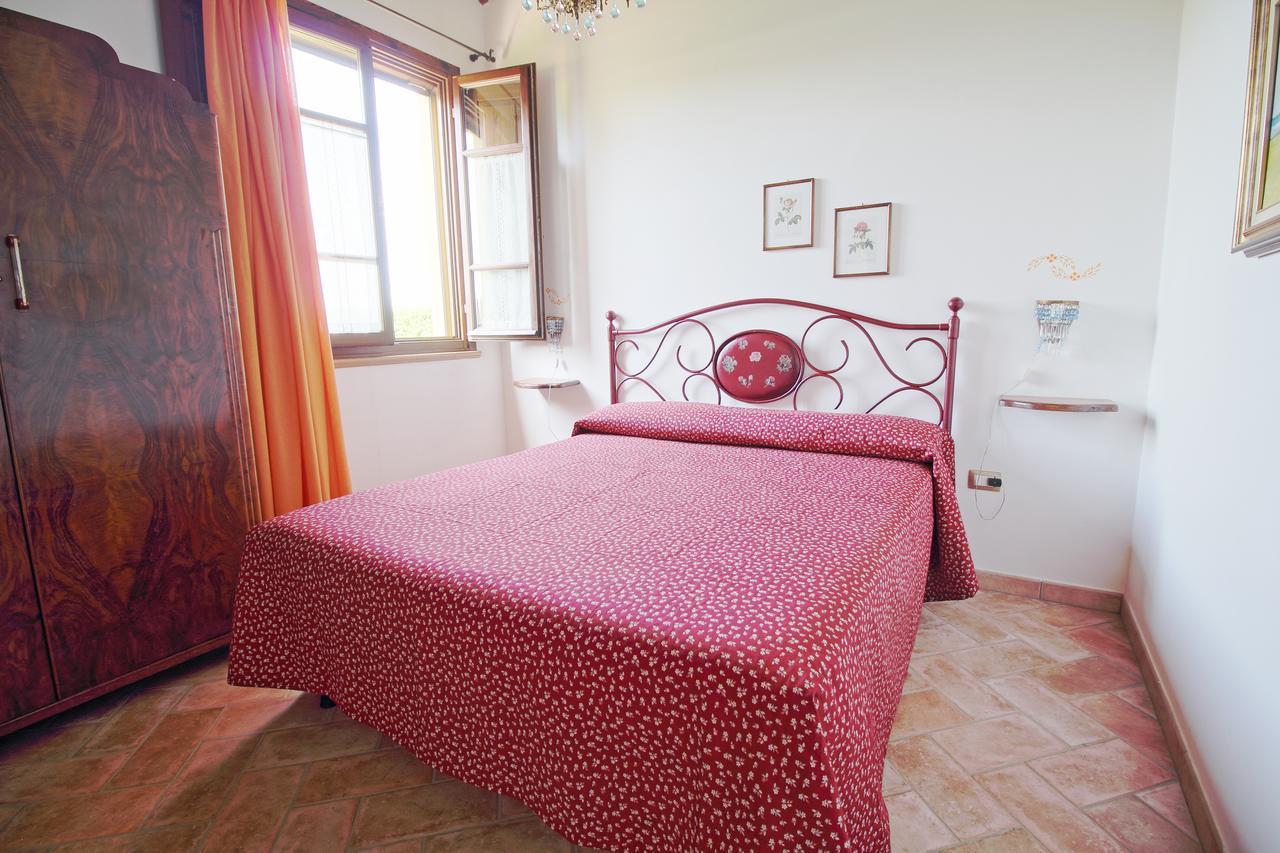 Podere Tre Cipressi Lejlighedshotel Campiglia Marittima Eksteriør billede